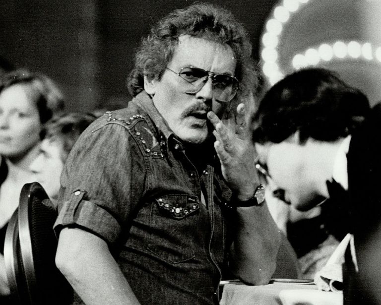 CANADA - CIRCA 1900: Gordon Lightfoot 1977 - 1980 (Photo by Mike Slaughter/Toronto Star via Getty Images)