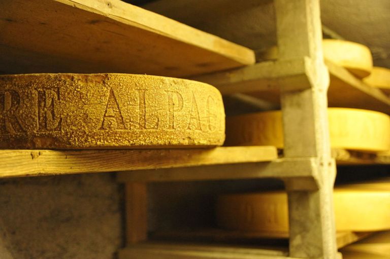 Prufrock: Cheese, English Medieval Embroidery, and Philip Larkin at Westminster Abbey