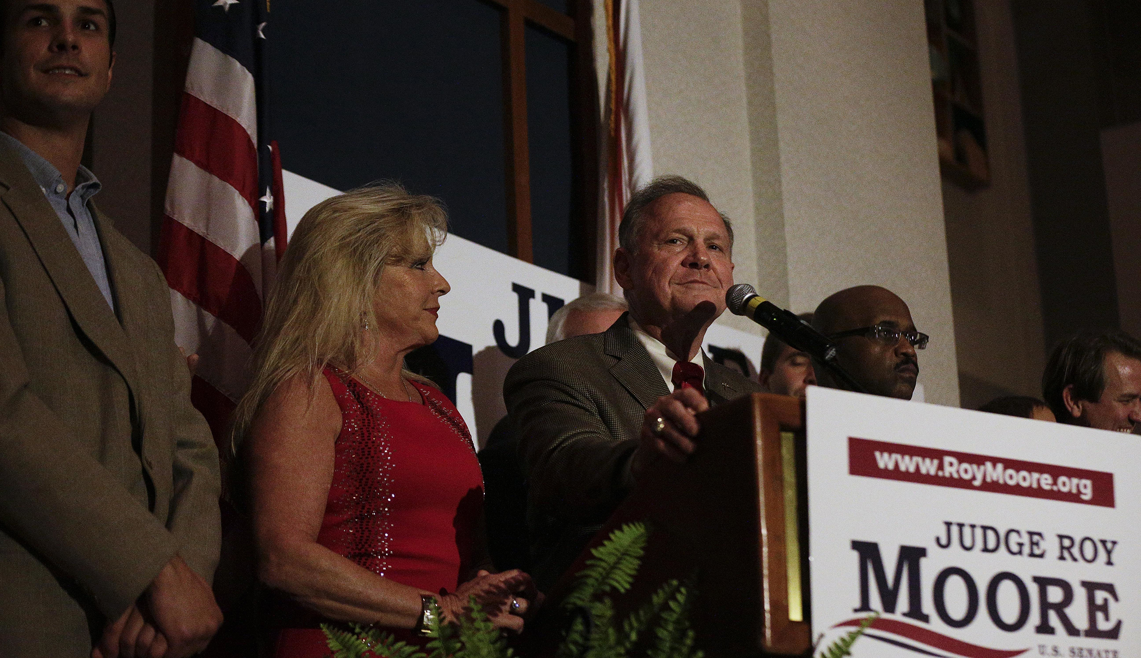 Alabama state rep: ‘Someone should prosecute and go after’ Roy Moore’s accusers
