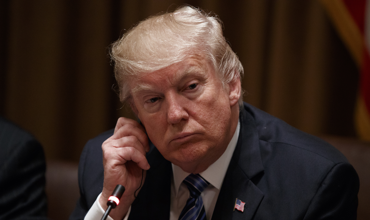 Trump makes himself grate again