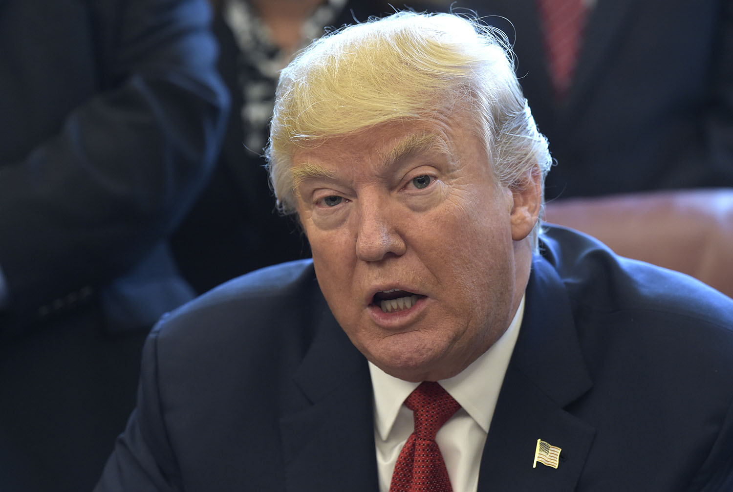 White House pressuring GOP for healthcare vote next week