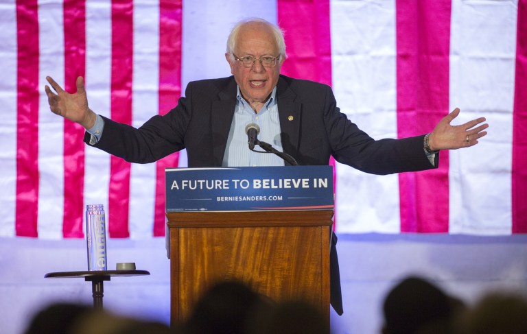 Democratic presidential candidate Sen. Bernie Sanders said if the central bank could bail out Wall Street, it can bail out Puerto Rico. (Eric Rojas/El Vocero via AP)
