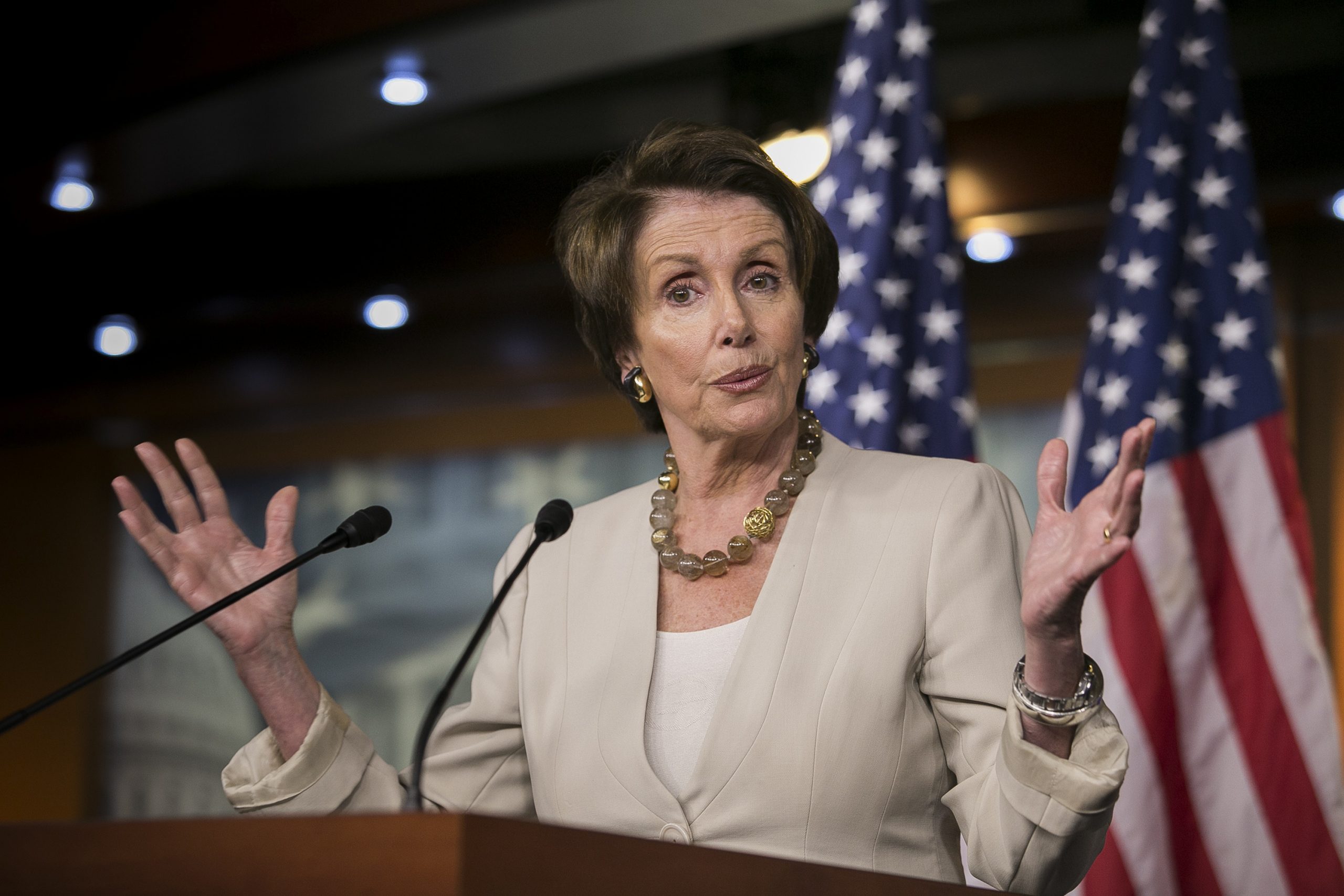 Nancy Pelosi: Justice Department should investigate Veterans Affairs scandal