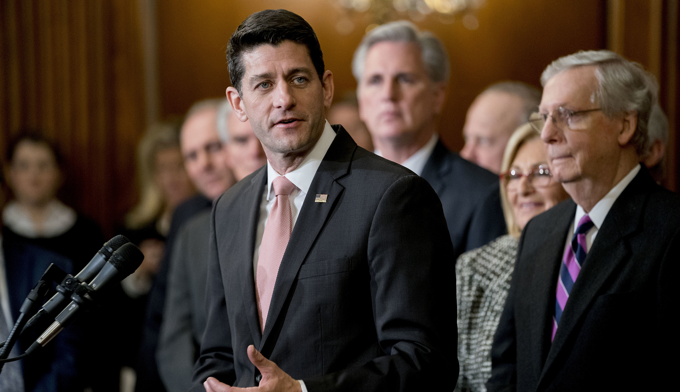 GOP gains leverage over Democrats in January spending battle