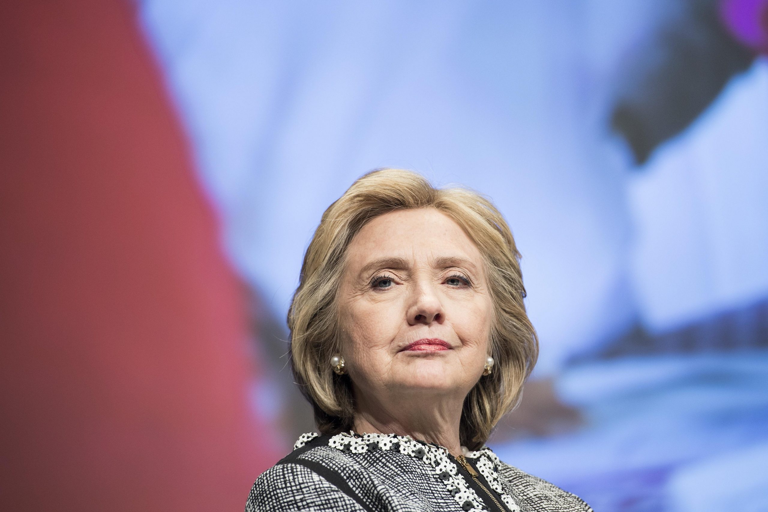 Editorial: Does the Right Favor Prosecuting Clinton?