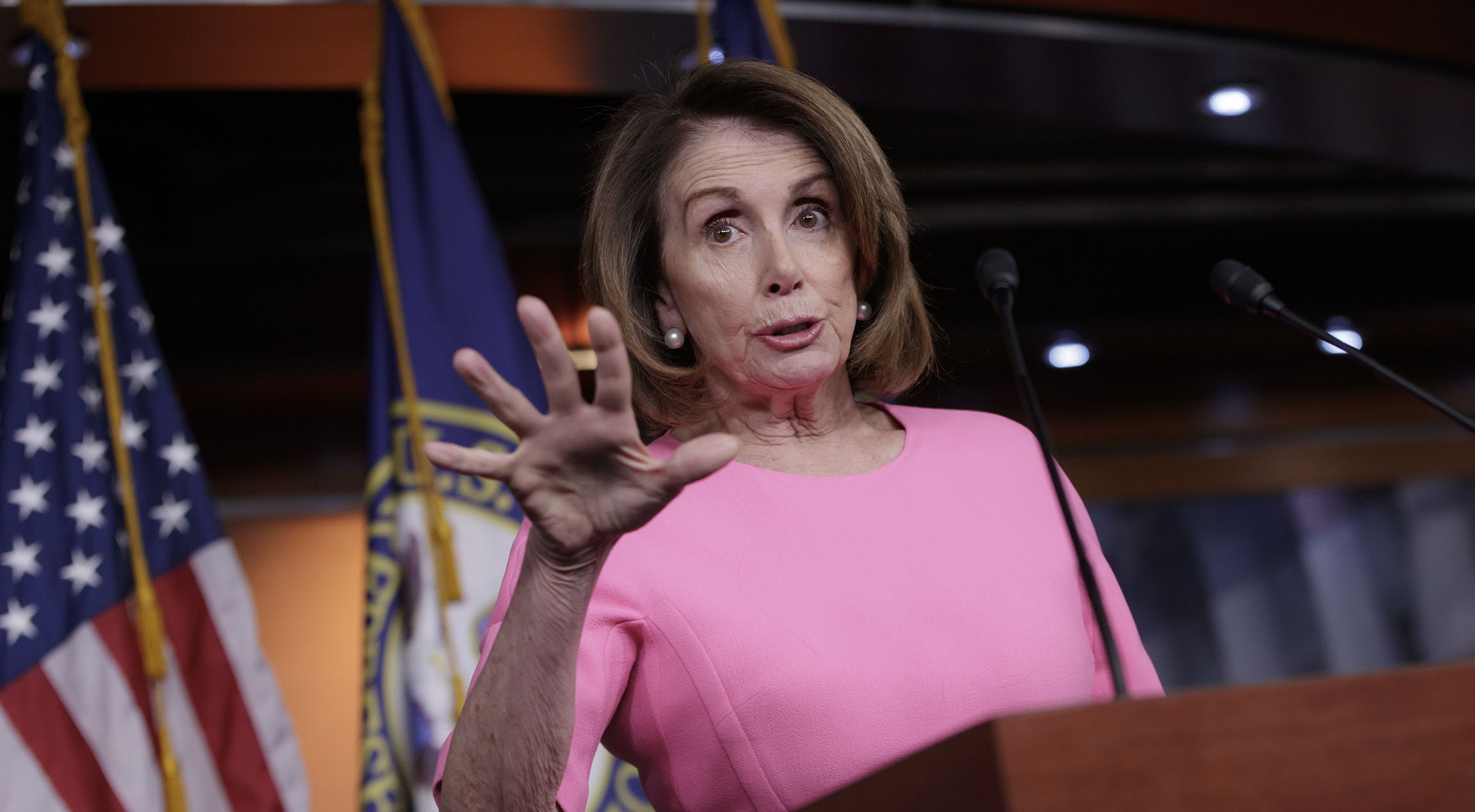 Nancy Pelosi wants an ethics rule waiver for Robert Mueller