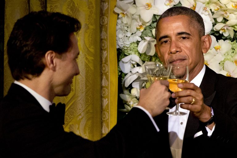 President Barack Obama toasts Canadian Prime Minister Justin Trudeau, left, during a State Dinner in the East Room of the White House in Washington, Thursday, March 10, 2016. (AP Photo/Jacquelyn Martin)