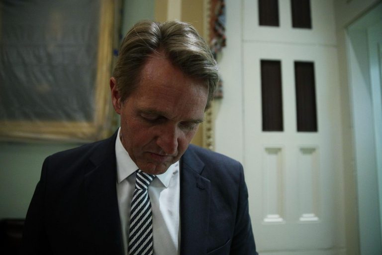 What Does Jeff Flake’s Retirement Mean for Arizona and the GOP in 2018?