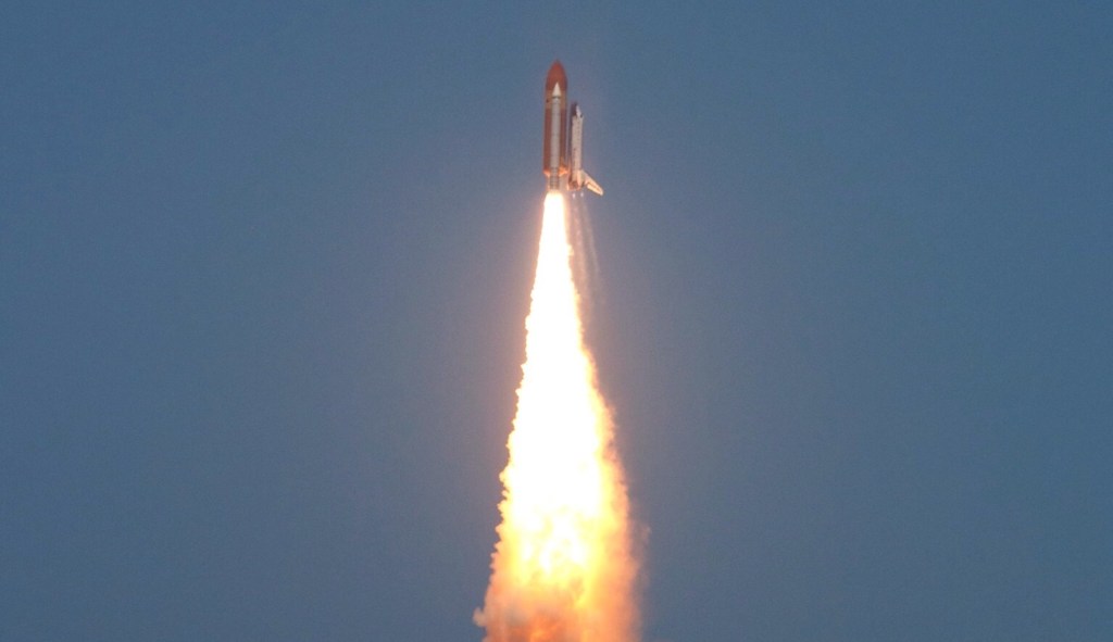 America ad astra