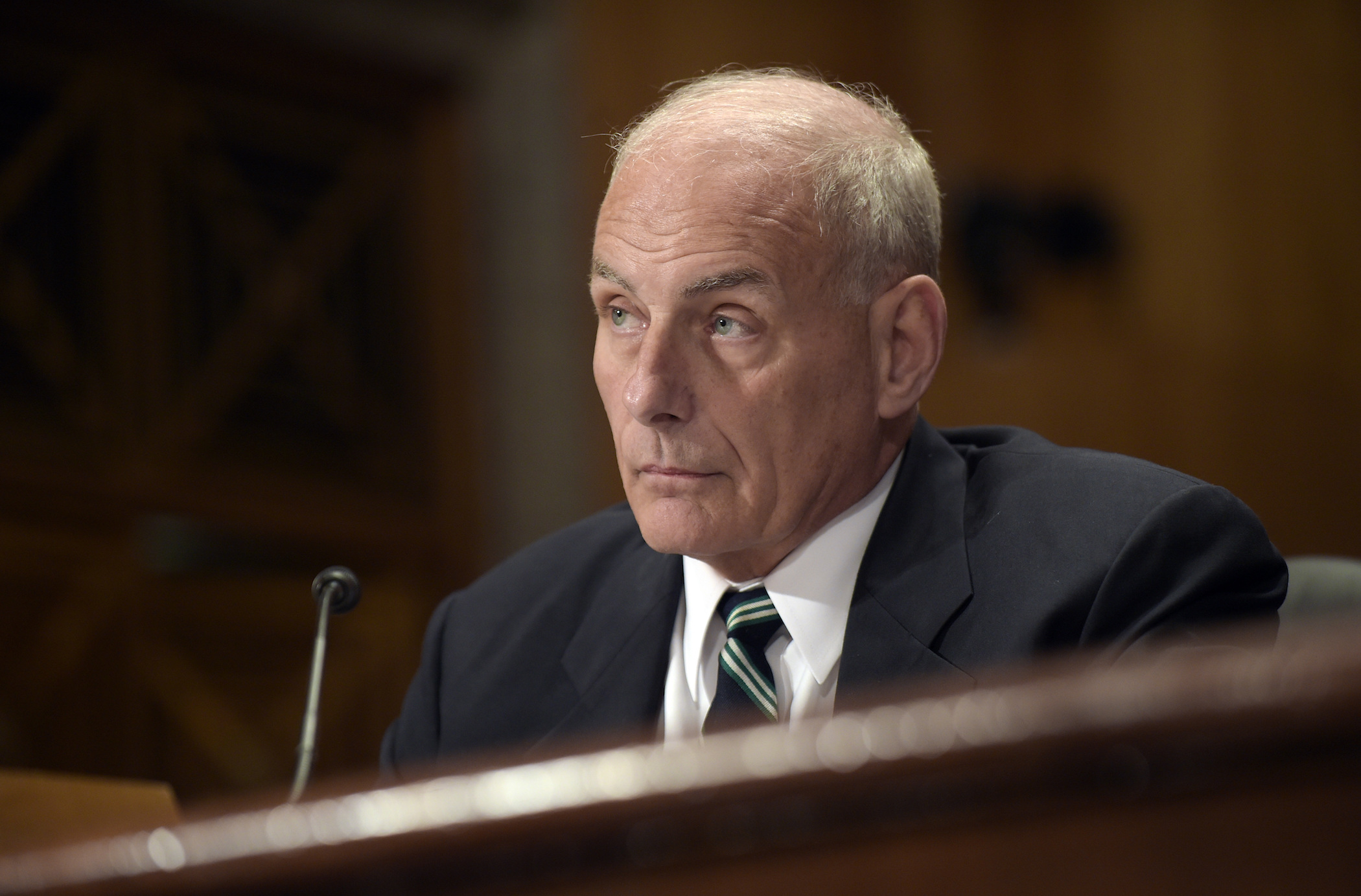John Kelly: DHS can search American phones at border