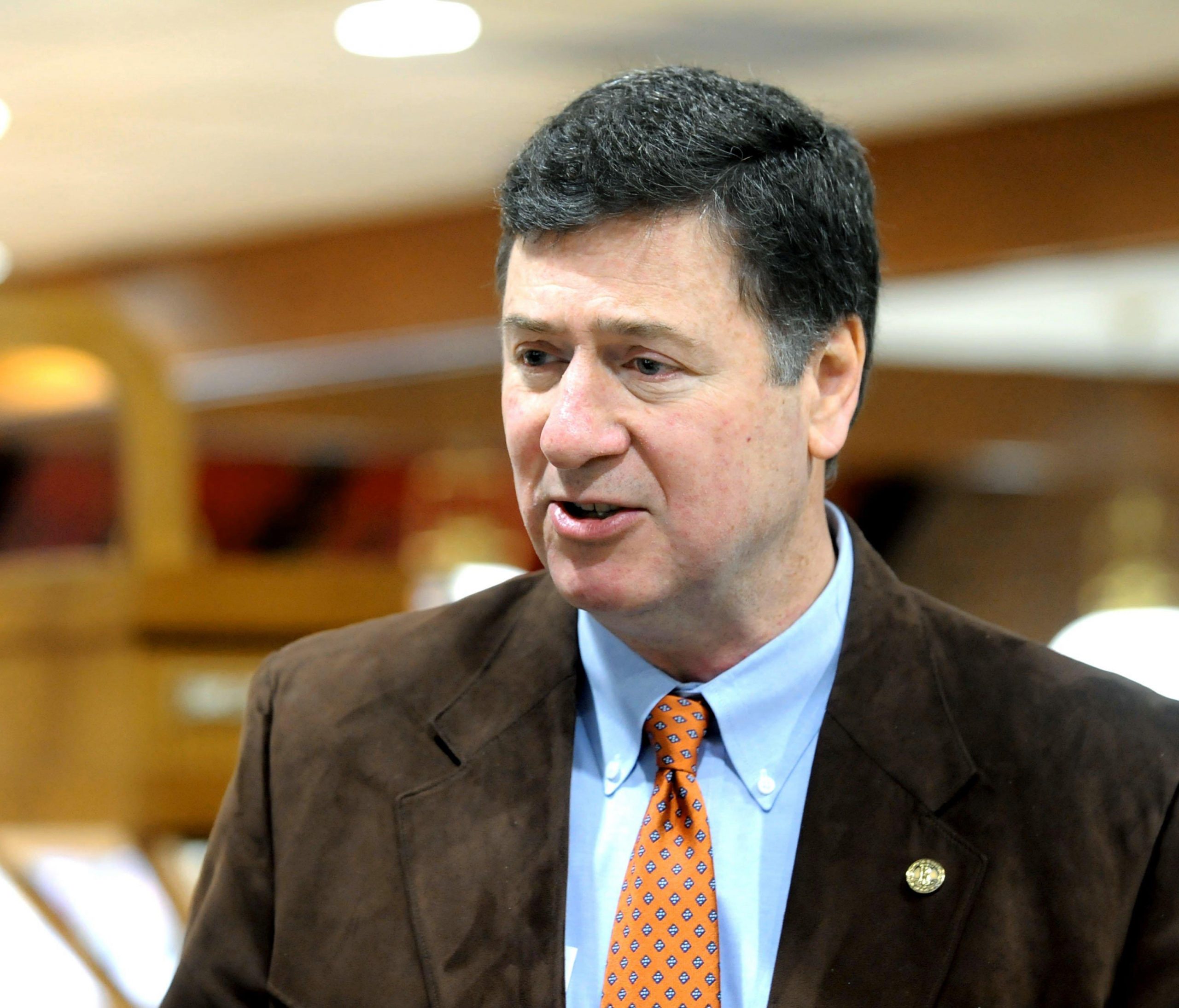 Virginia Tea Partiers maneuver to beat Allen