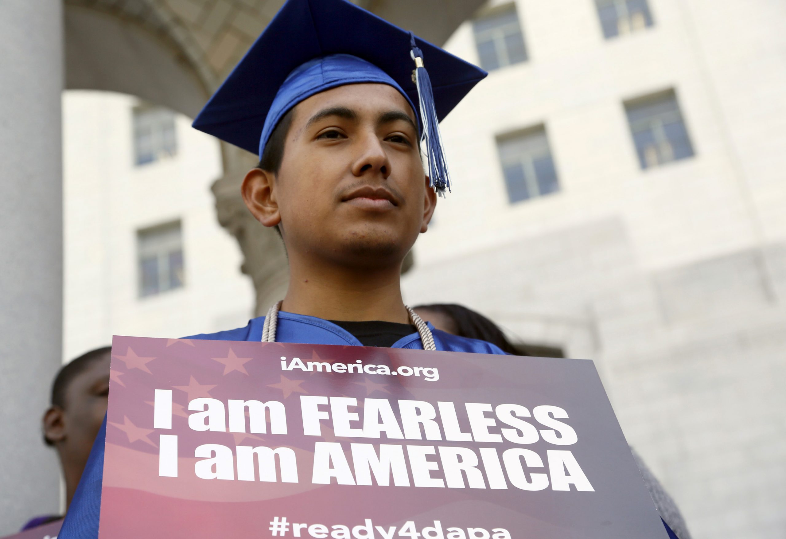 Feds: Most ‘Dreamers’ post-college age, 94% from Latin America