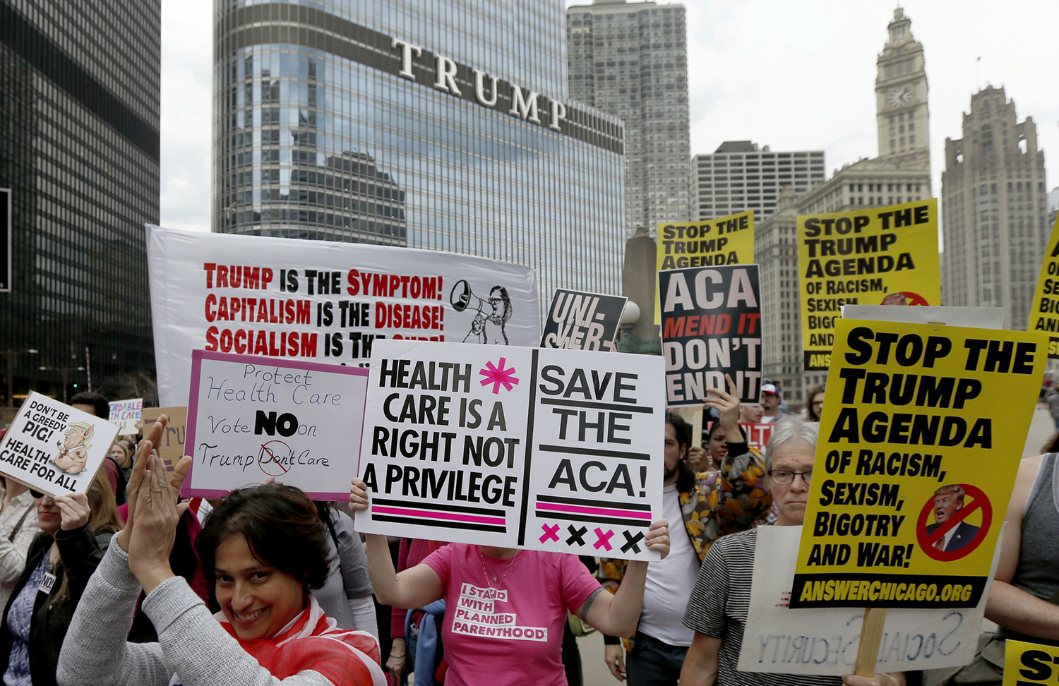 Trump administration to pay Obamacare insurers next year