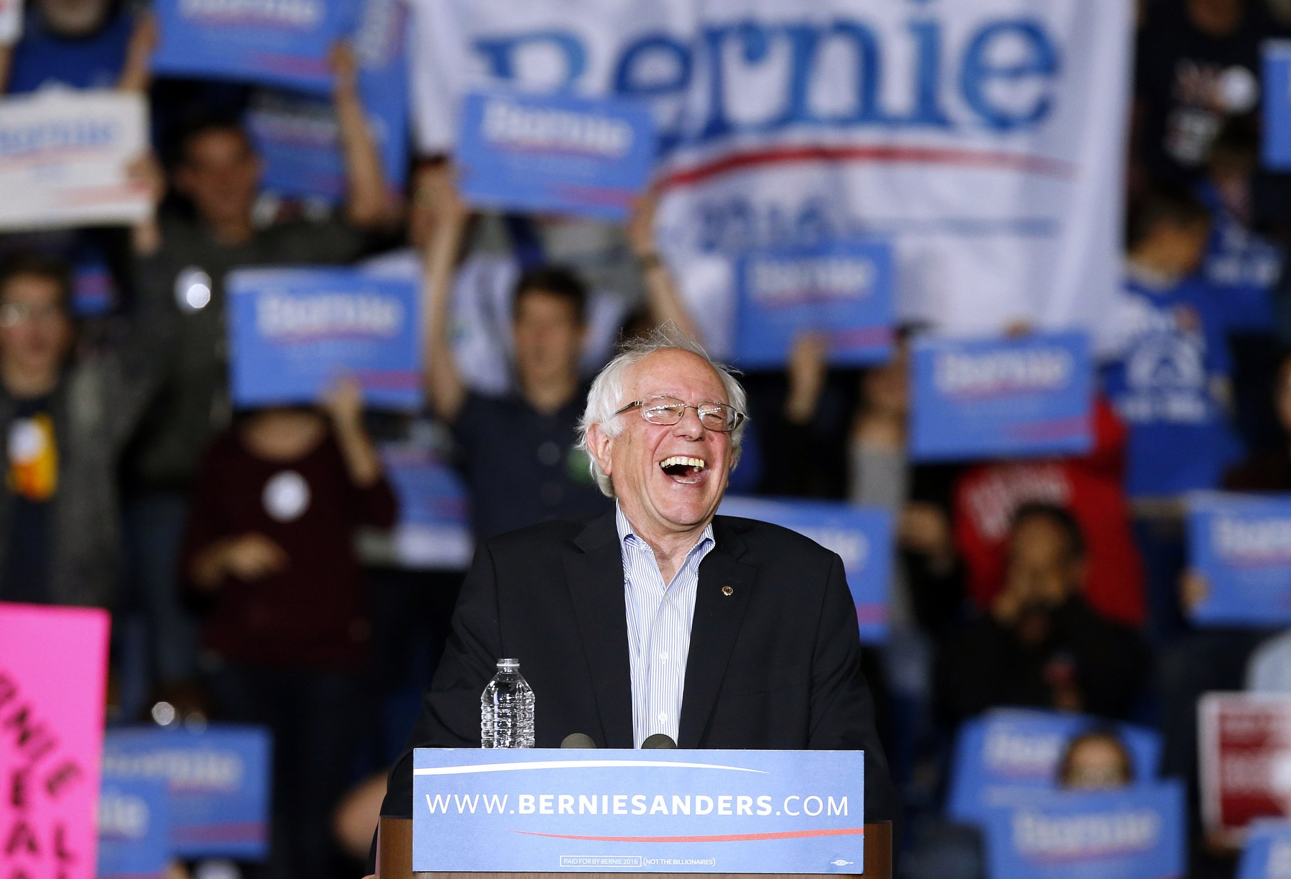 Sanders pulls ahead of Hillary Clinton in poll