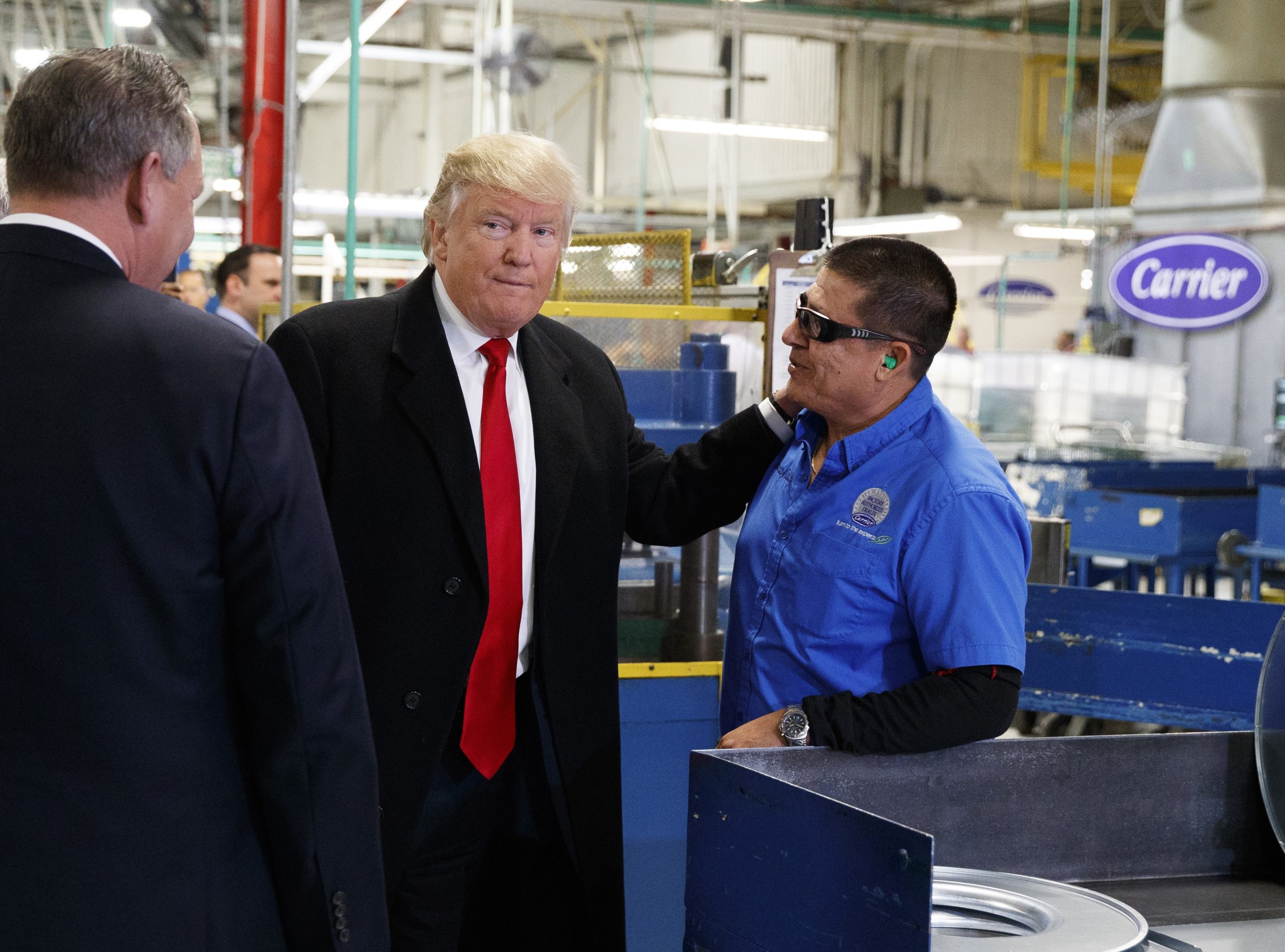 Roaring: Economic Optimism Index hits 13-year high, credit to tax cuts