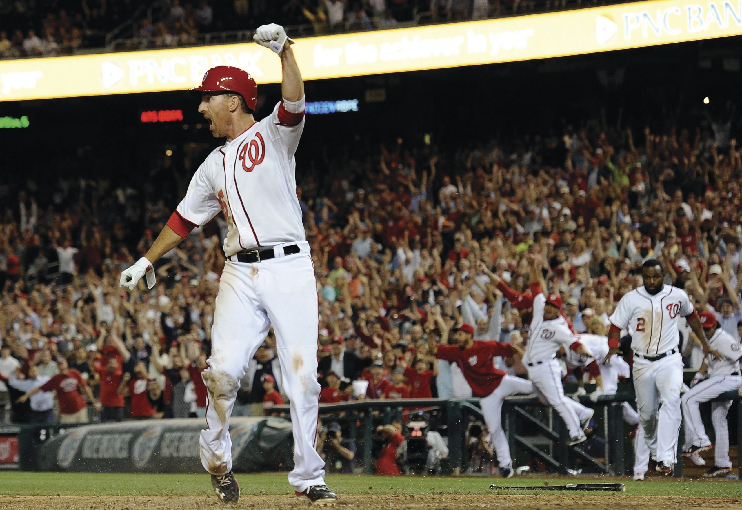 Late rally gives Nats first walk-off win of year