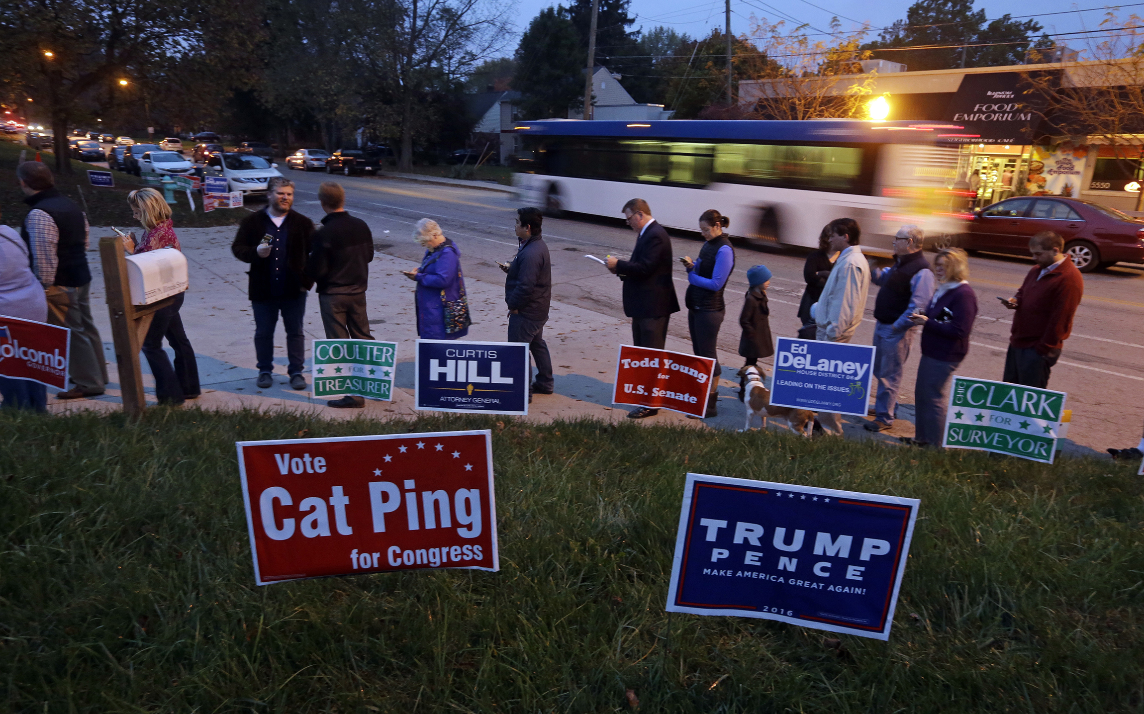 Trump romping through Midwest working-class counties