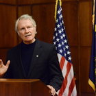 Oregonian: Gov. John Kitzhaber, nearing decision on running again, picks up $10,000 from Nike