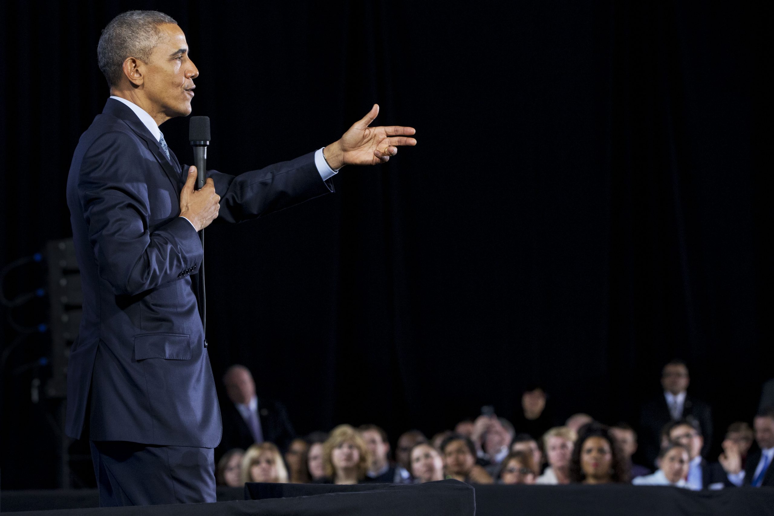 Press dogs Obama on Iran and Israel, thwarting pivot to domestic agenda