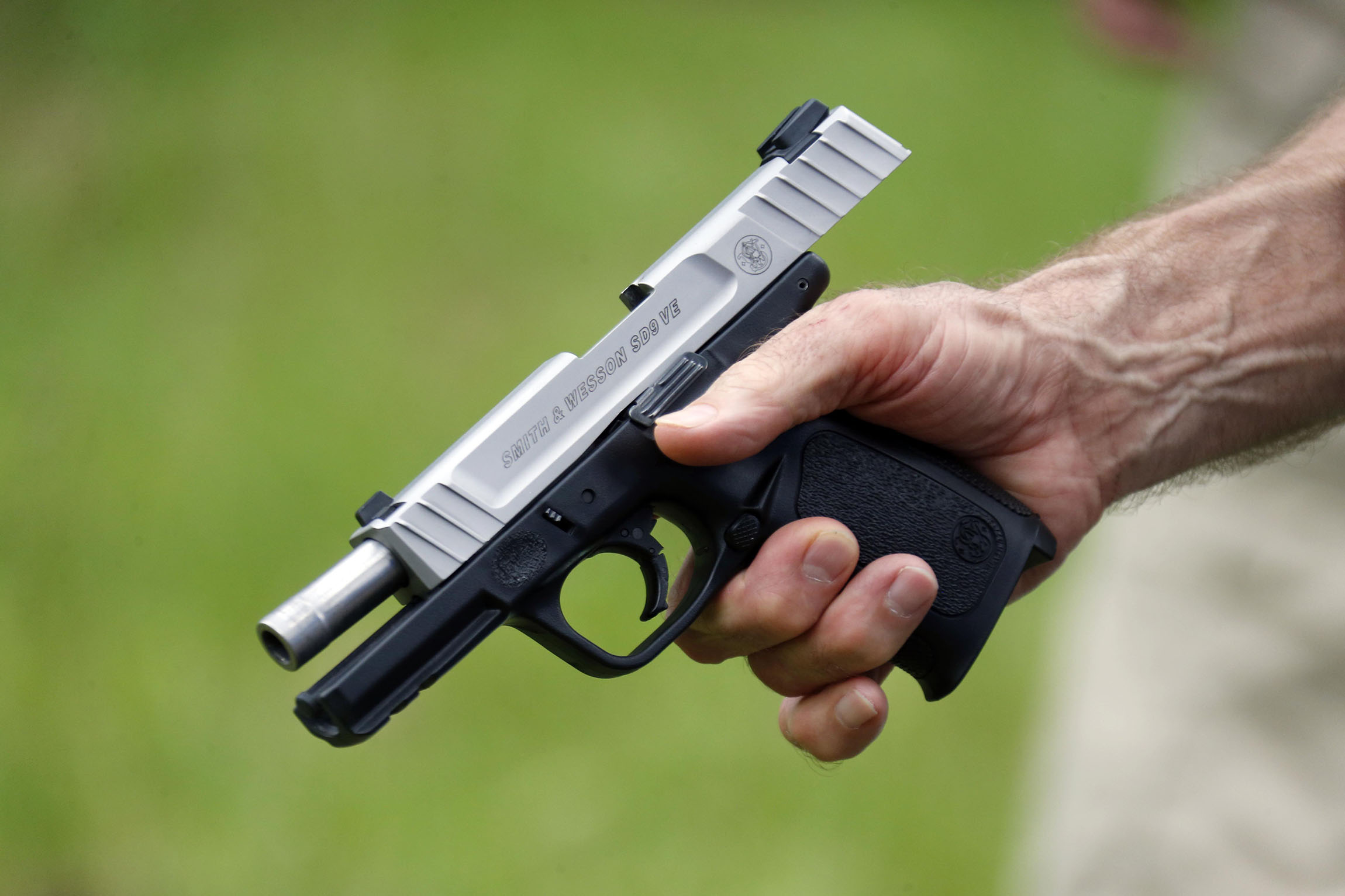 Service members, recruiters can now request firearms for protection