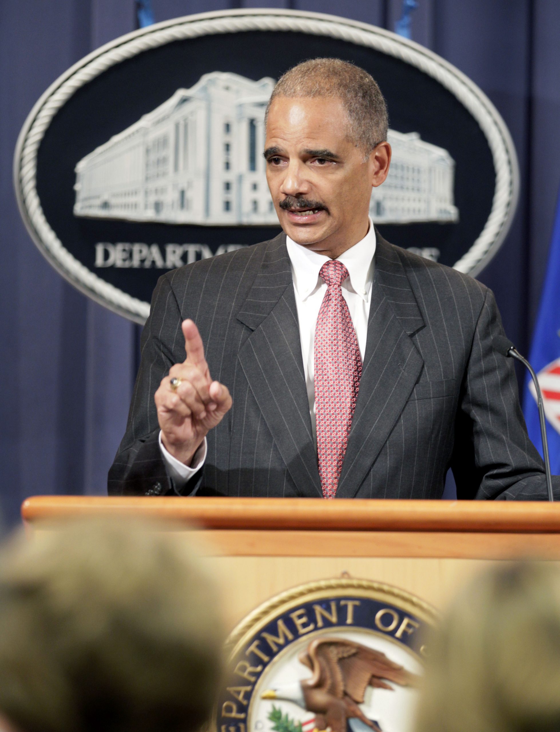 Holder proposes changes in criminal justice system