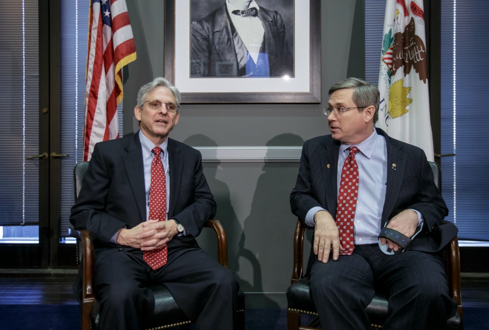 Kirk memo calls on GOP to meet with Garland