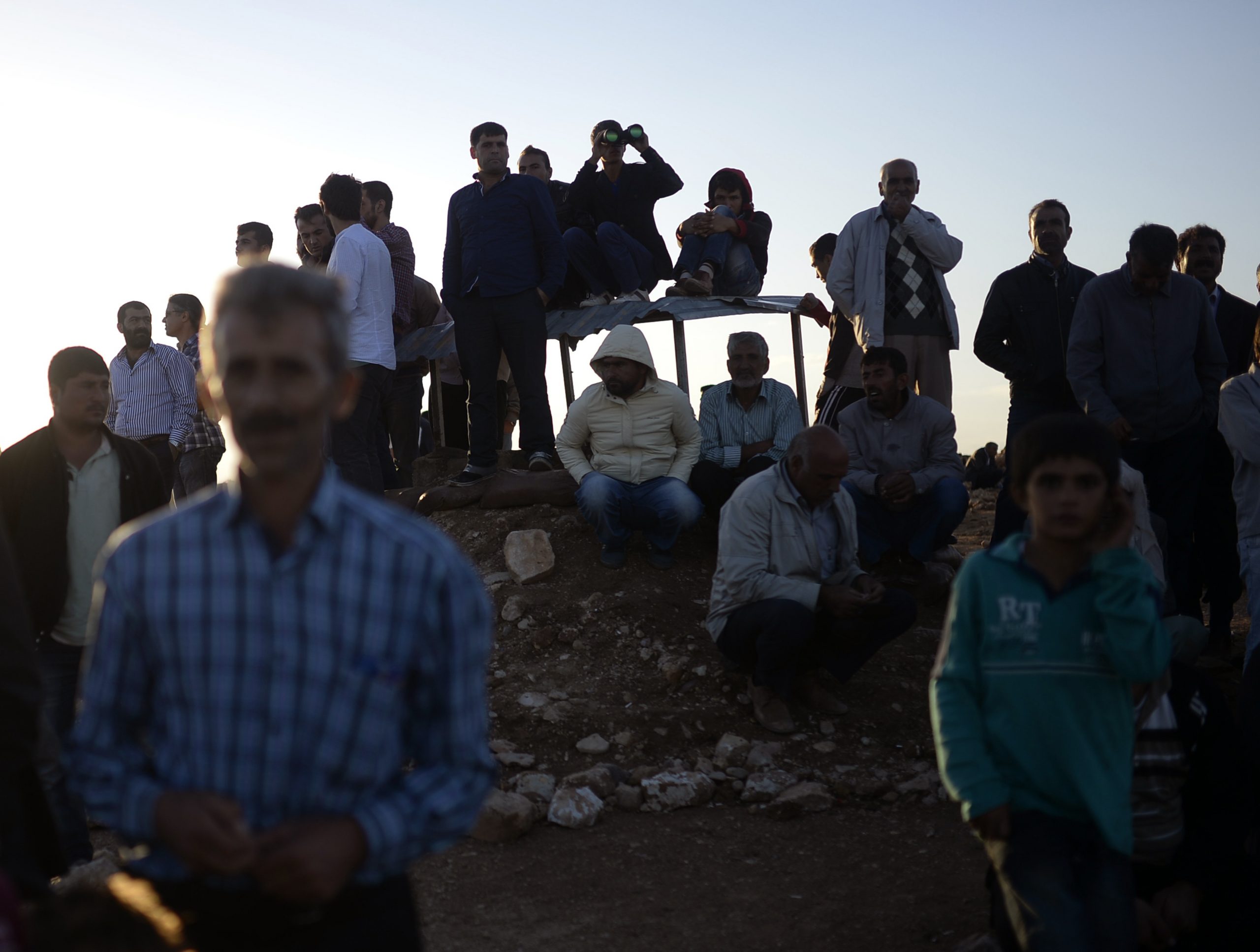 Islamic State closes in on Kurdish area of Syria
