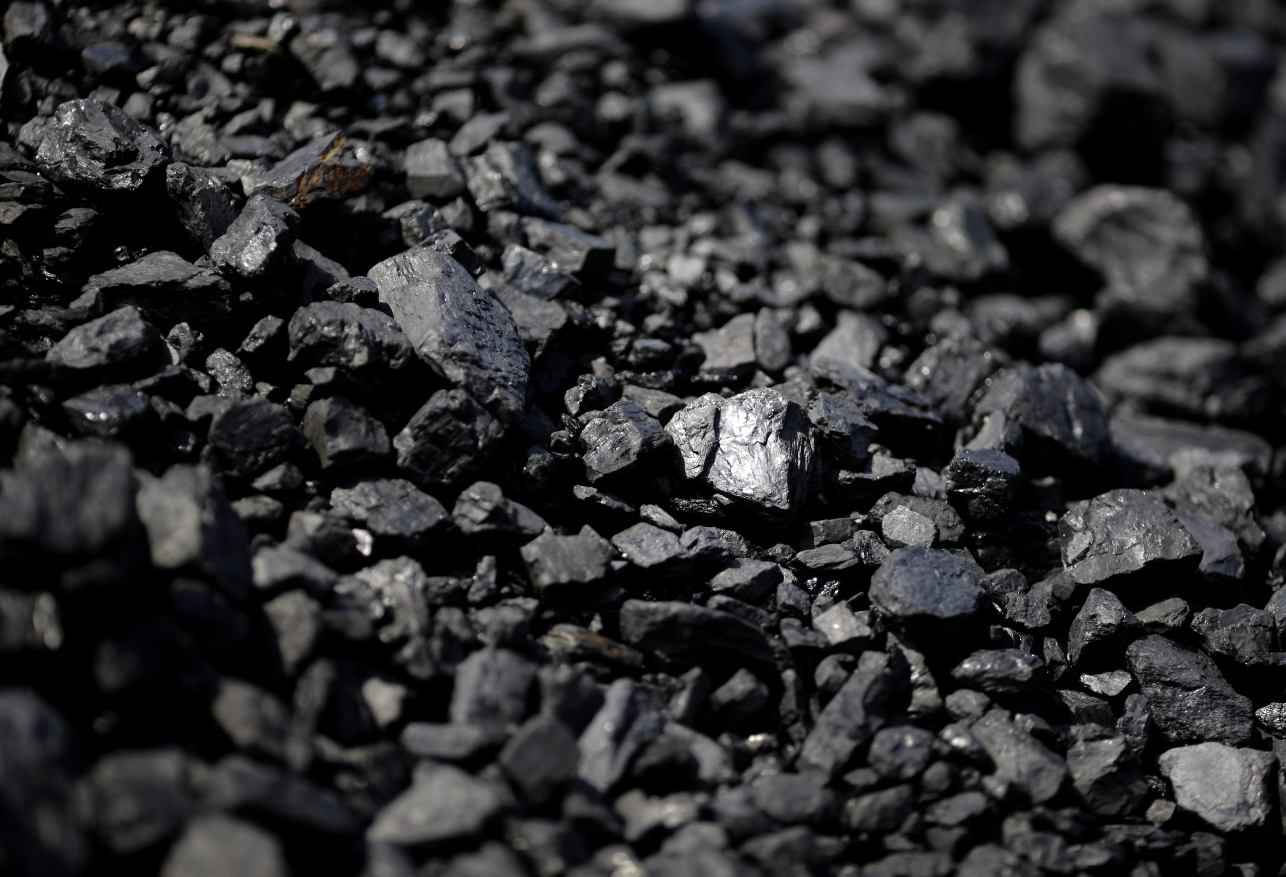 5 things to know about coal trade, global warming