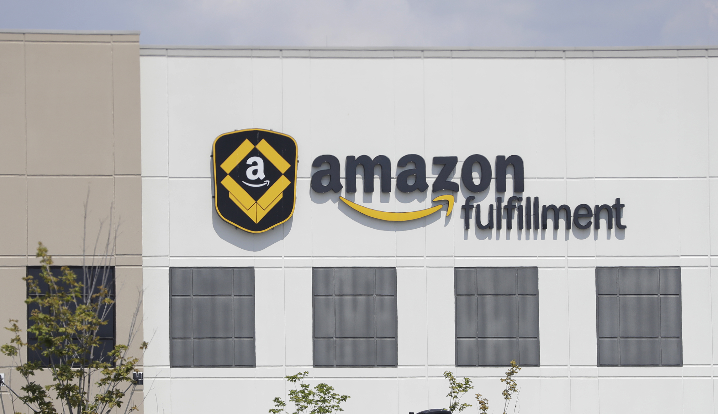 Amazon is telling customers they’re expecting when they aren’t