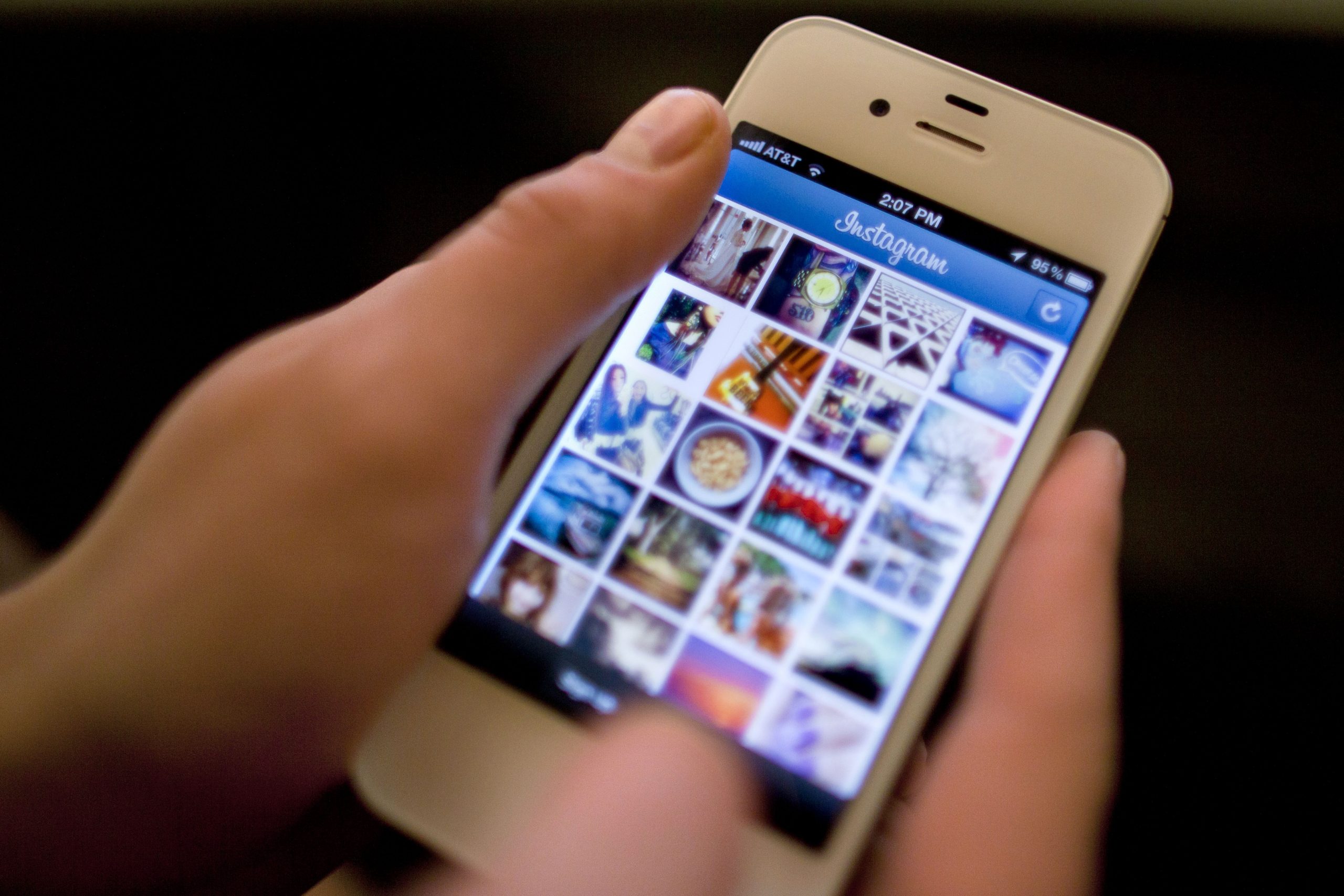 Instagram says users’ photos won’t appear in ads