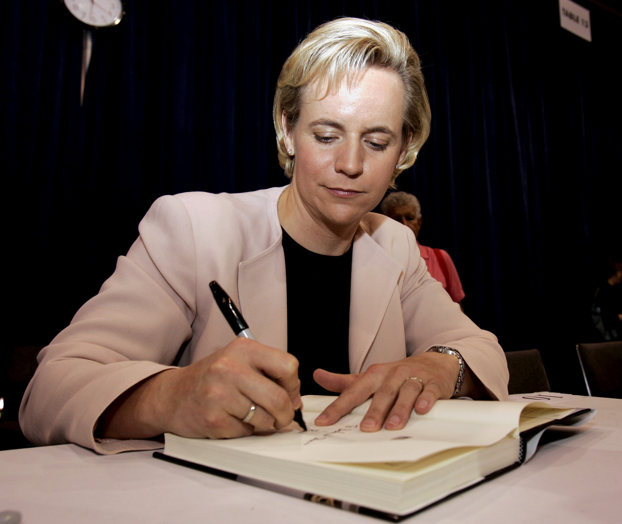 On the Slide: Cheney parents back candidate Liz over Mary in public gay-marriage feud