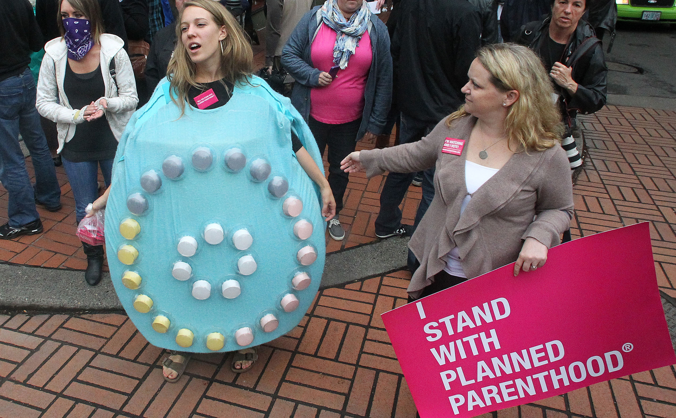 Defunding Planned Parenthood is good politics, even for Democrats