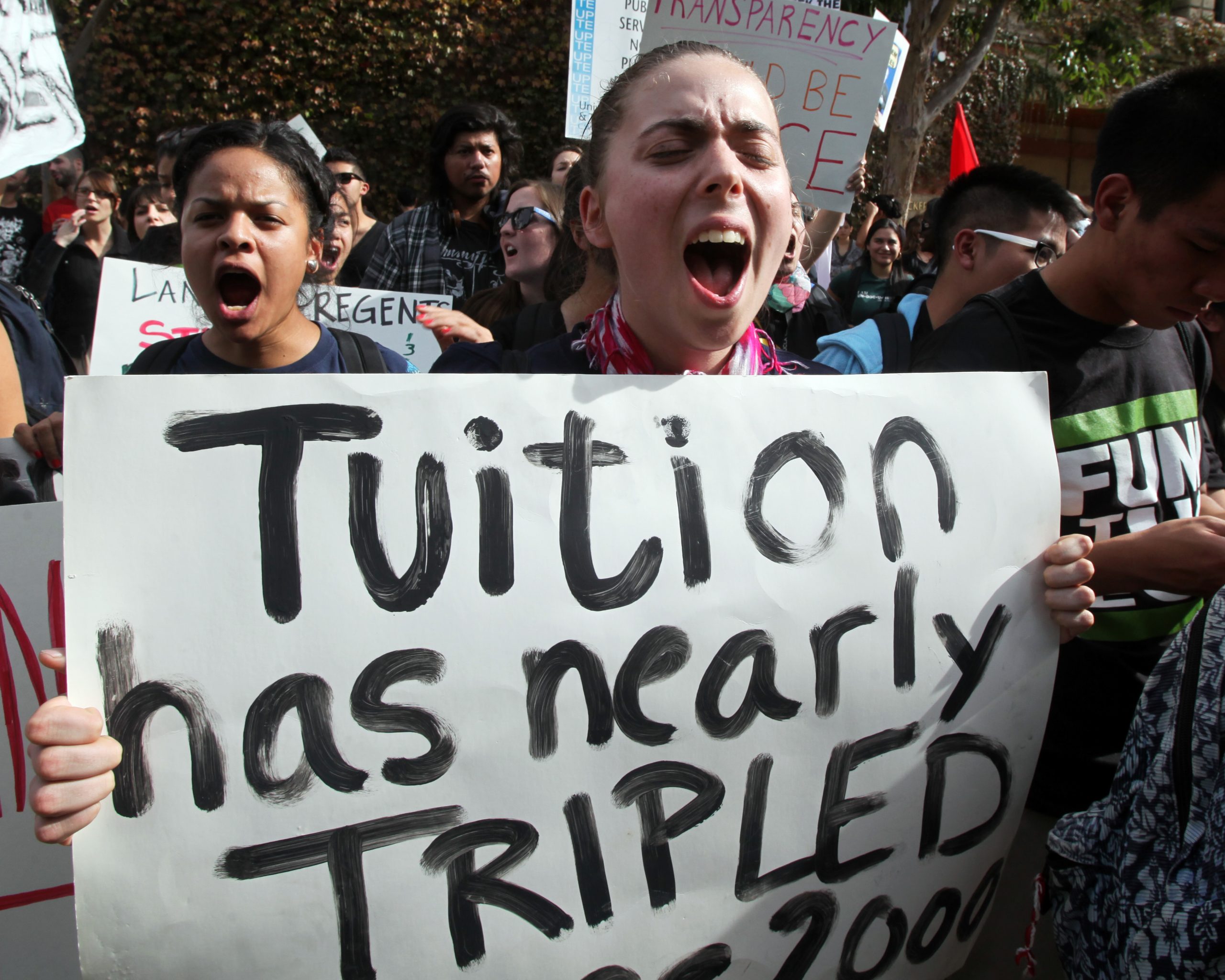 Federal student loans creating ‘indentured students’