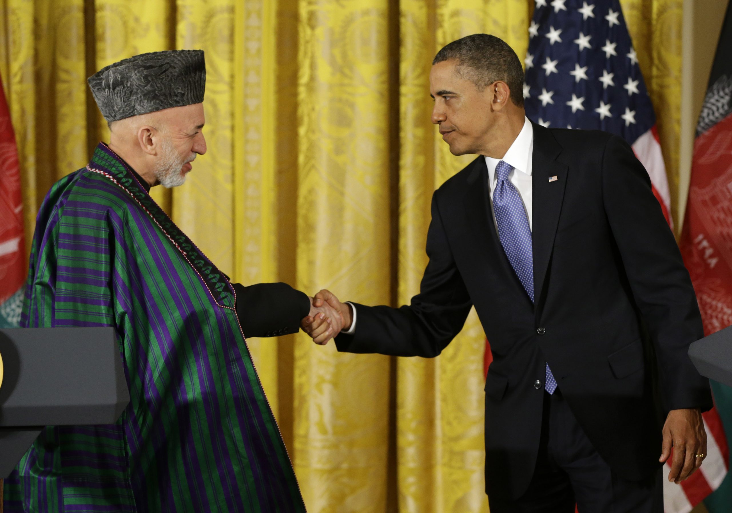 Obama, Karzai announce accelerated military transition