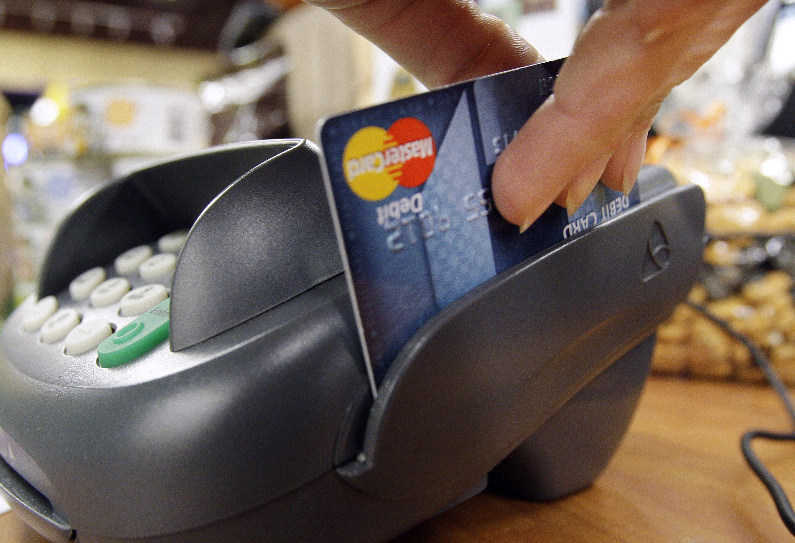 17.4 million Americans hit by identity theft in 2014