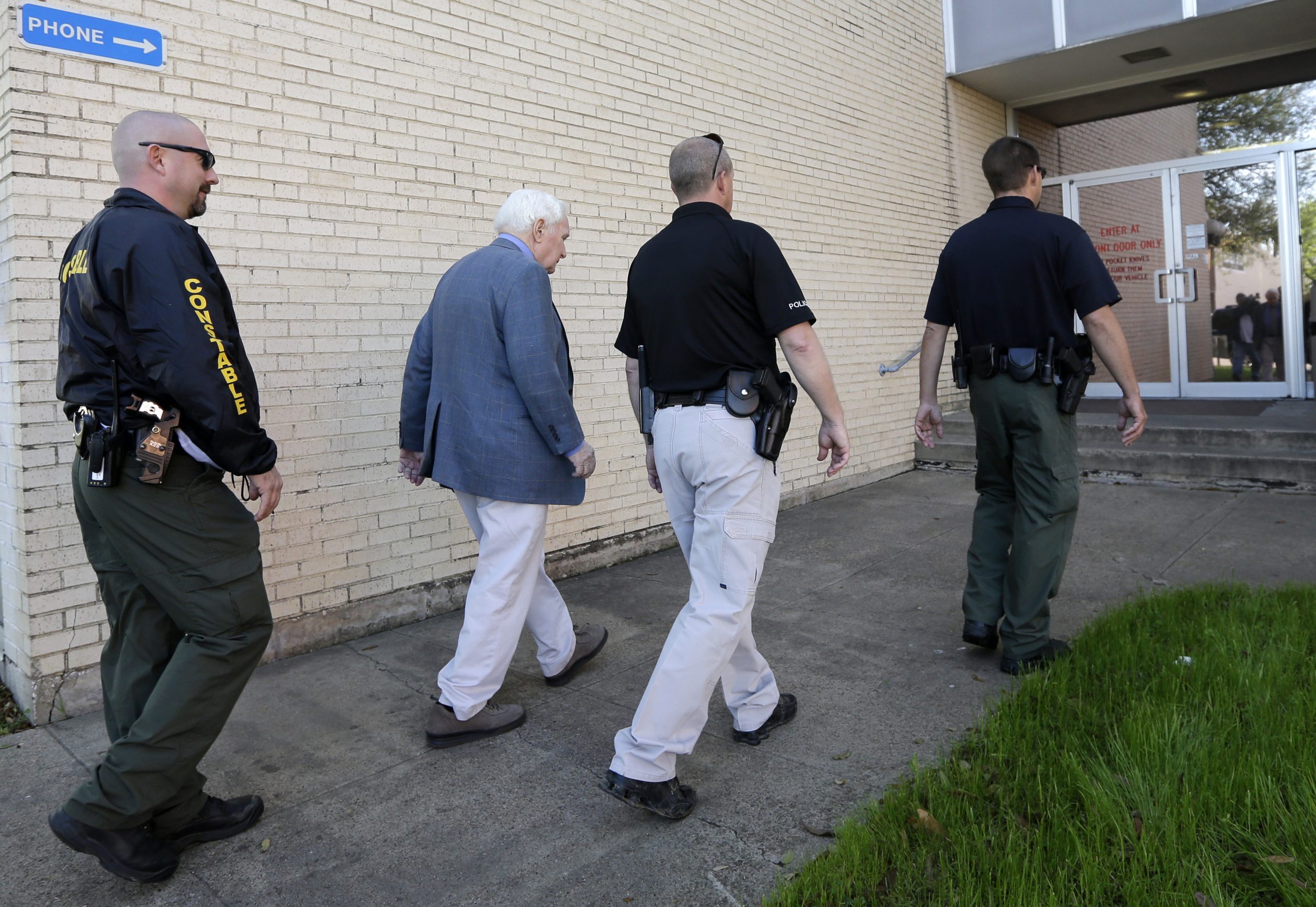 Texas considers giving prosecutors more security