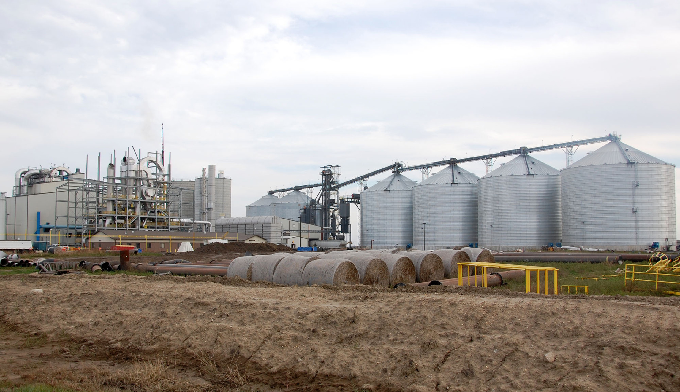 Trump’s renewable fuel goals favor ethanol industry