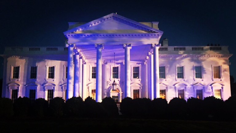 President Trump lit the White House in blue Monday night in honor of Peace Officers Memorial Day. (First lady Melania Trump/Twitter)