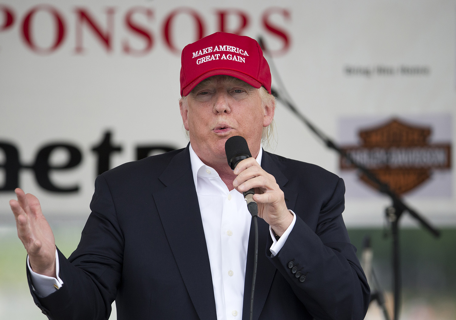 Exits: Voters view Trump as even more dishonest than Clinton