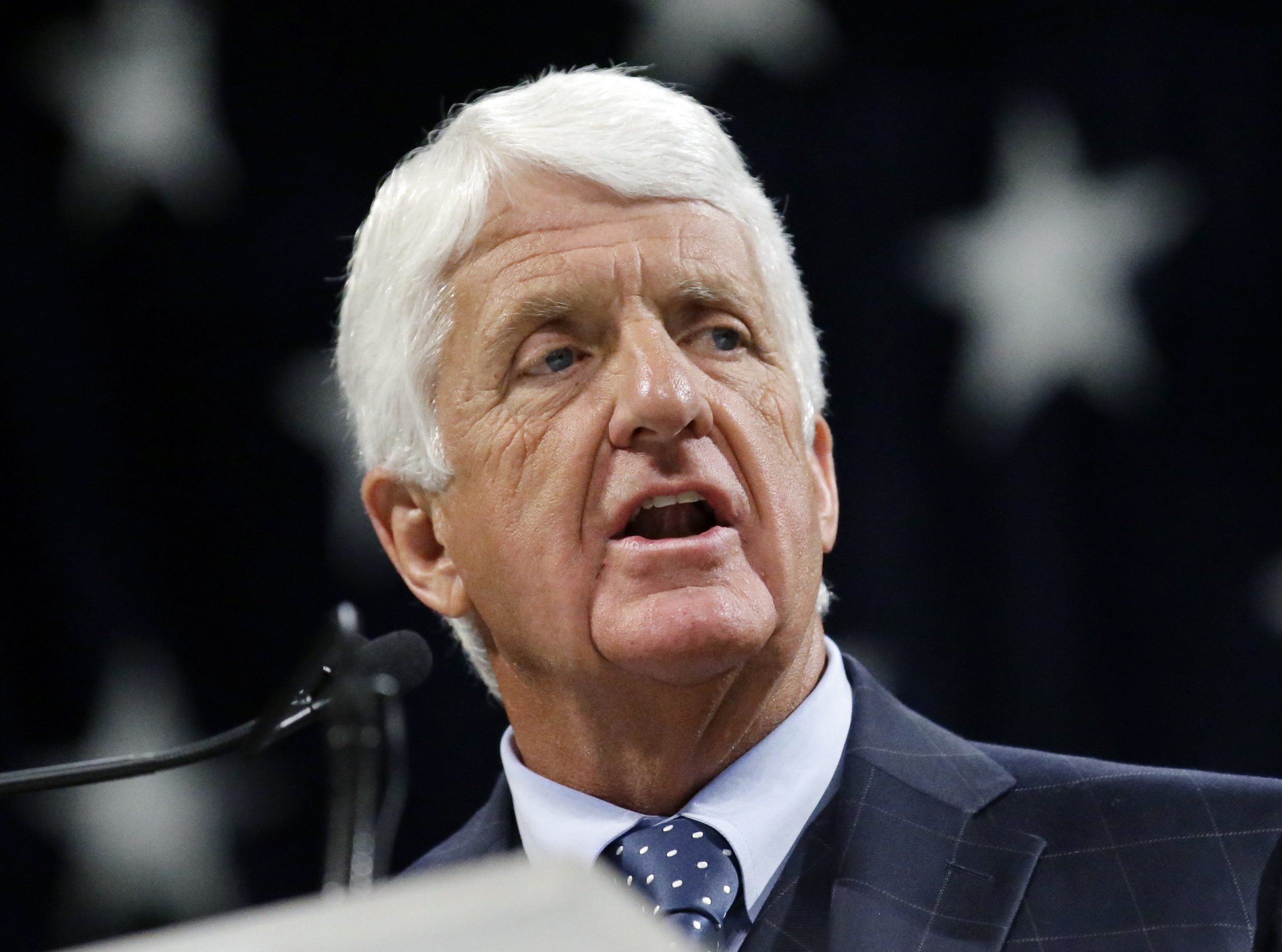 House panel advances bill to restructure Puerto Rico debt