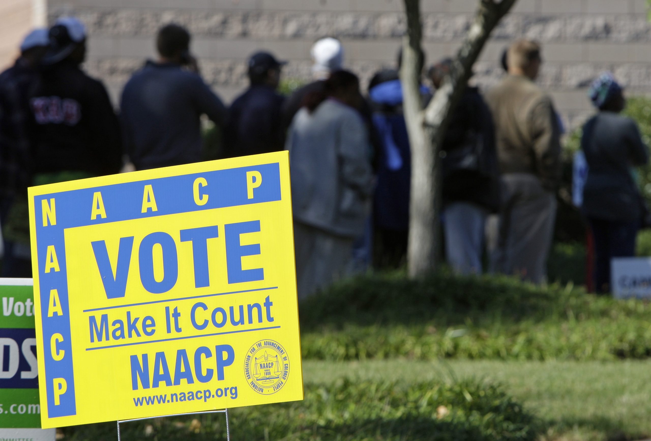 Black voting low, threatens Clinton
