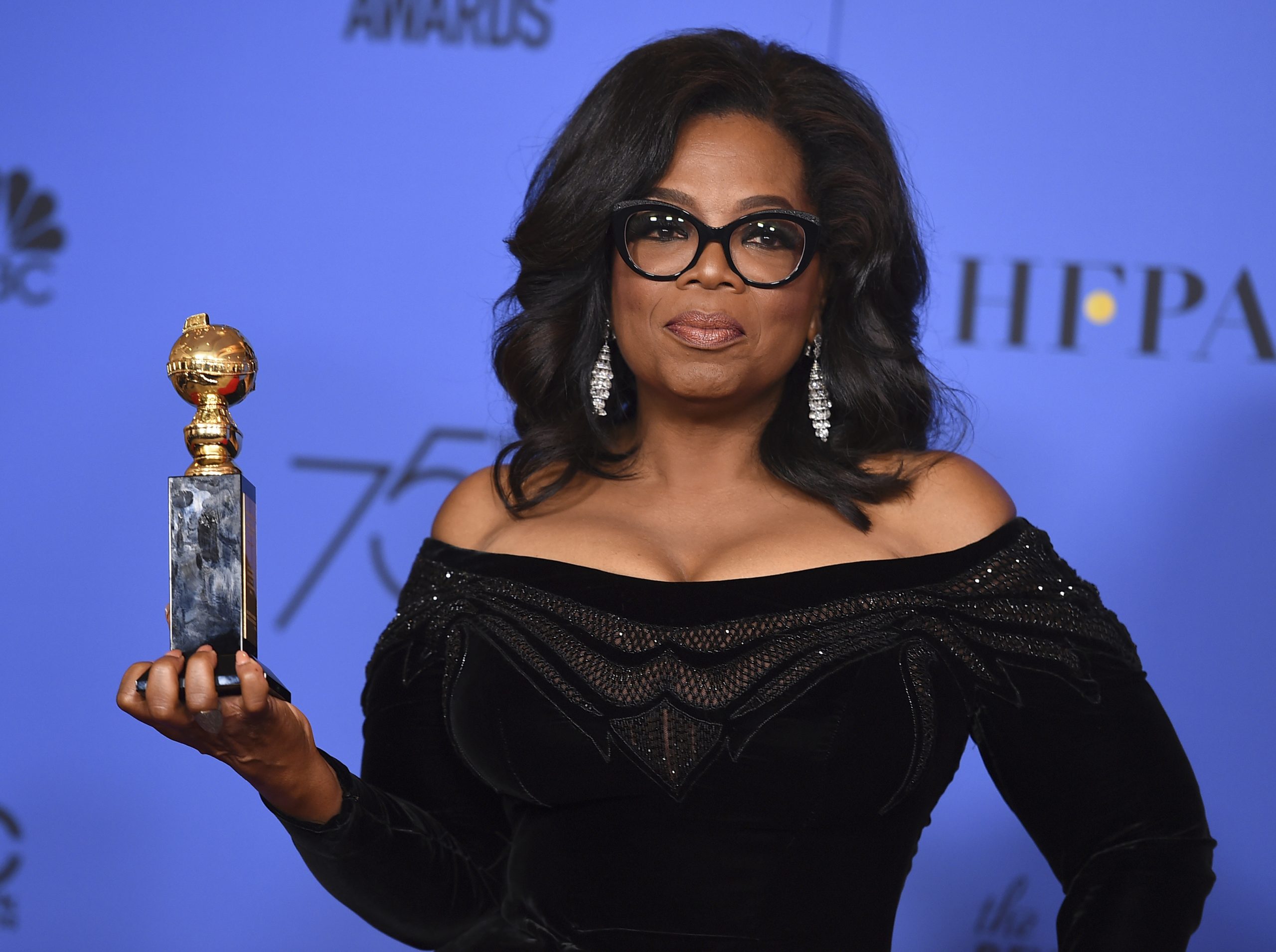 Poll: 76% of Democrats like Oprah, beats Trump 48%-38%