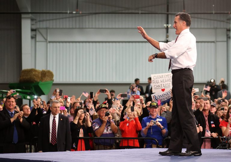 DOSWELL, VA - NOVEMBER 01:  Republican presidential candidate, former Massachusetts Gov. Mitt Romney greets supporters during a campaign event at Meadow Event Park on November 1, 2012 in Doswell, Virginia. With less than one week to go until election day, Romney is campaigning in Virginia.  (Photo by Justin Sullivan/Getty Images)