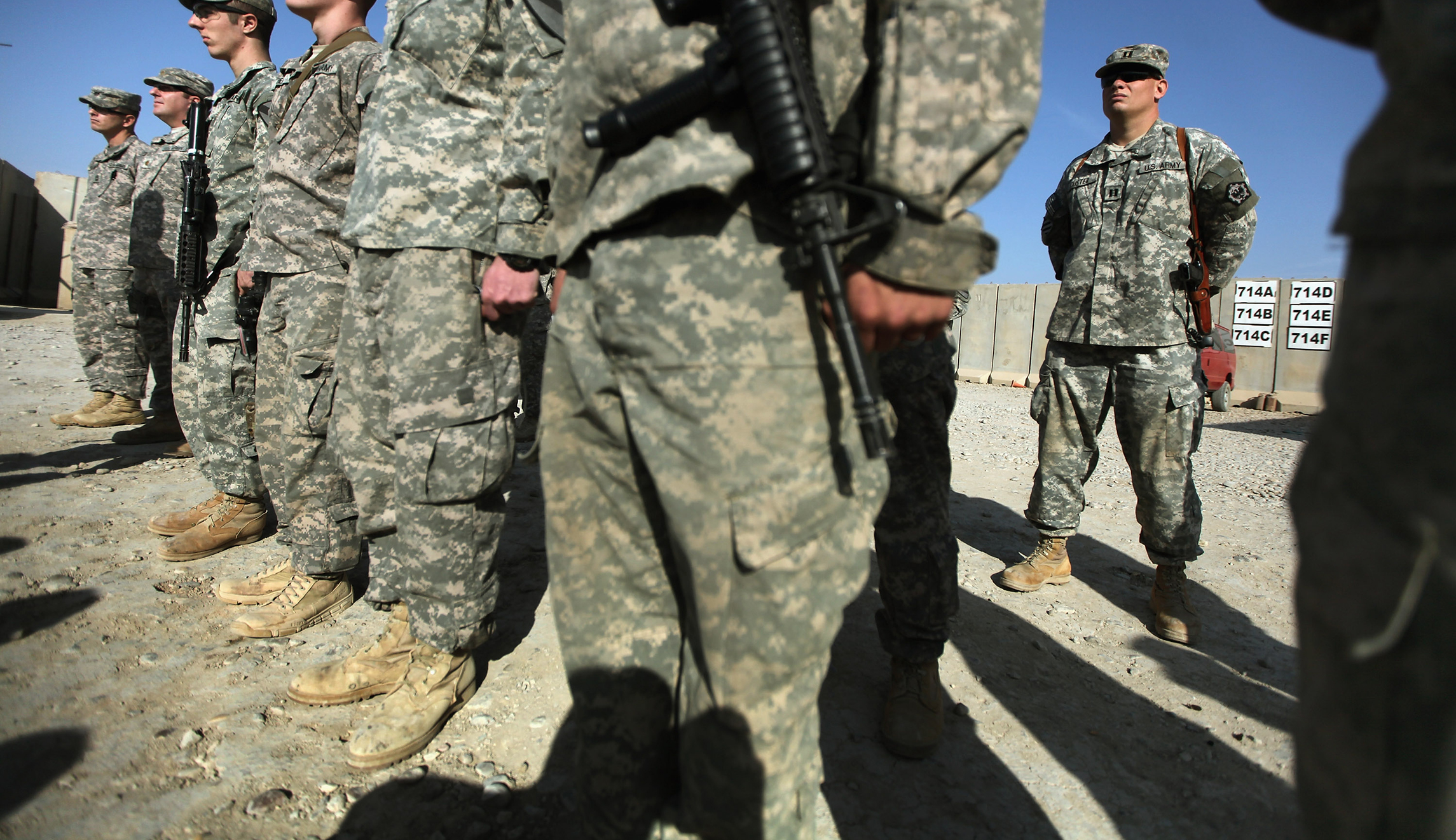 Trump signs order for Pentagon to curb transgender military service