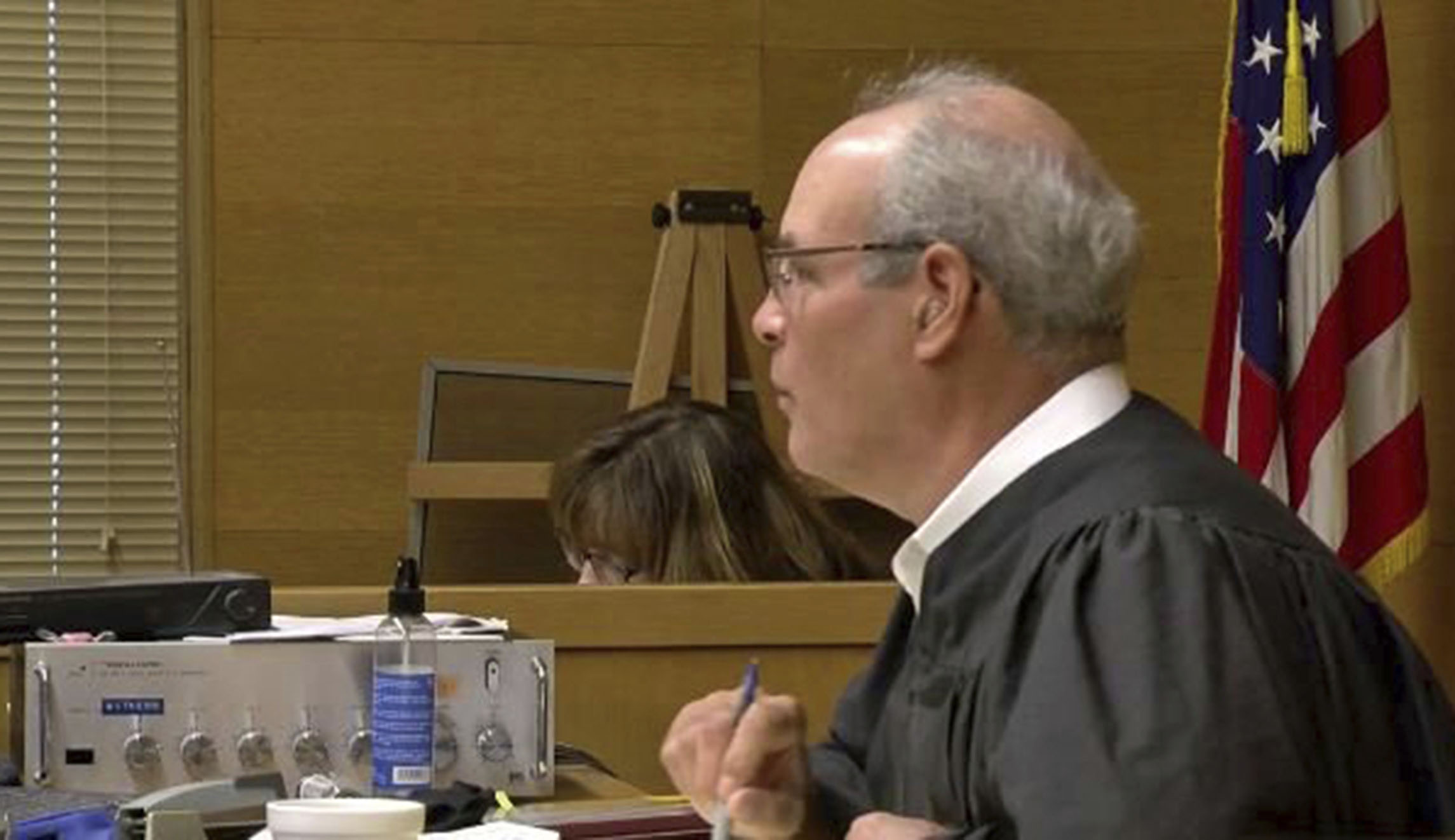 Gunman ambushes Ohio judge, who returns fire