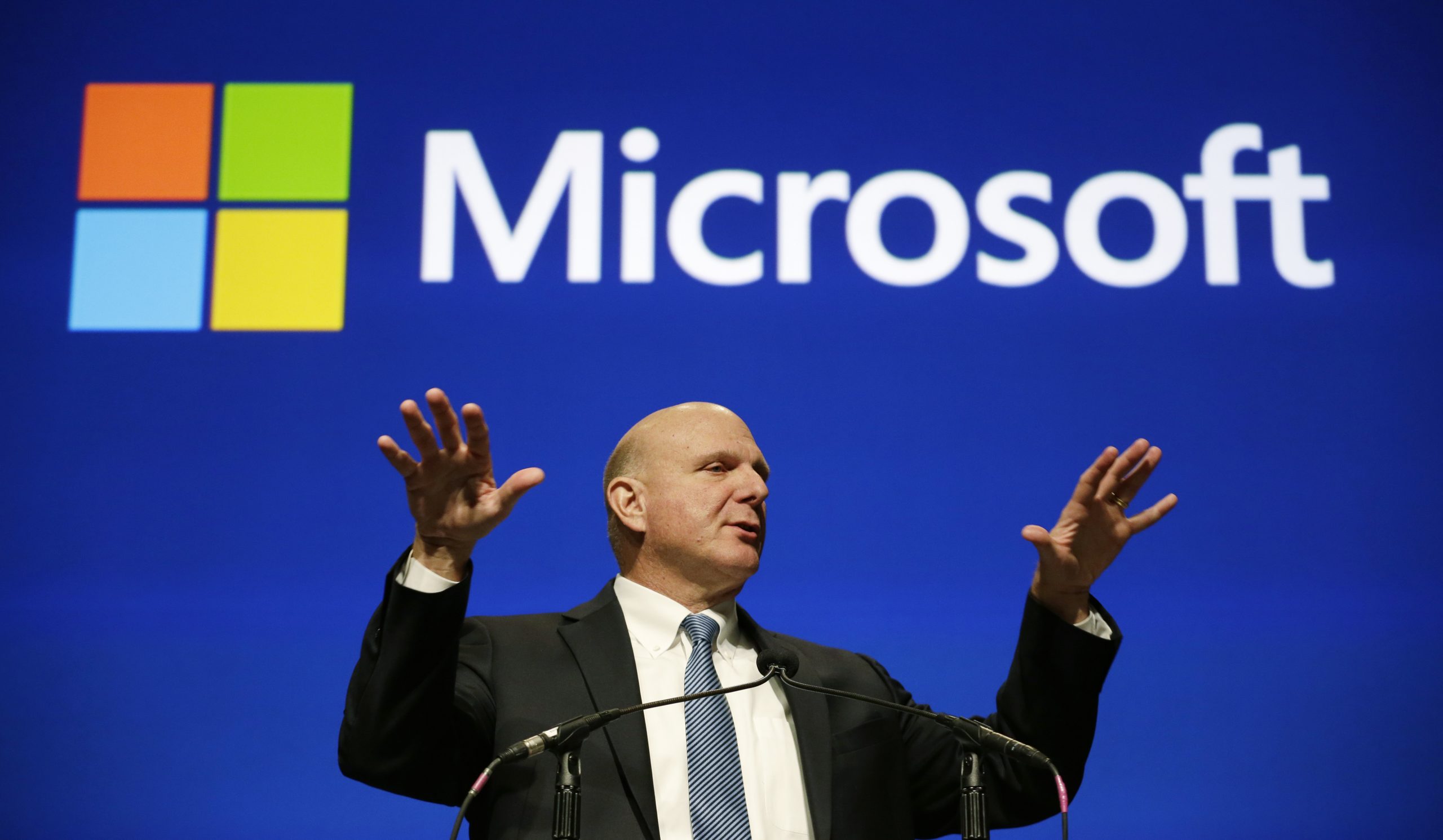 Picking a CEO: Microsoft, others go with insiders