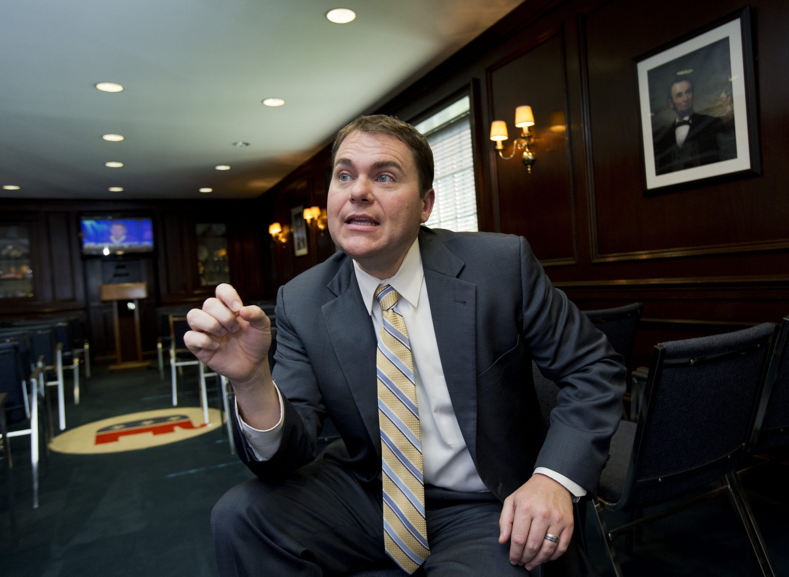 Emails shed light on DeMaio scandal