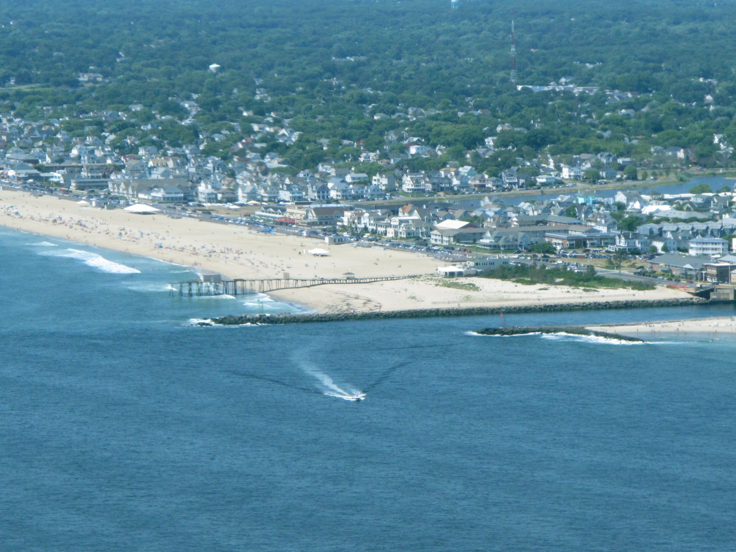 New Jersey flights check for pollution at shore