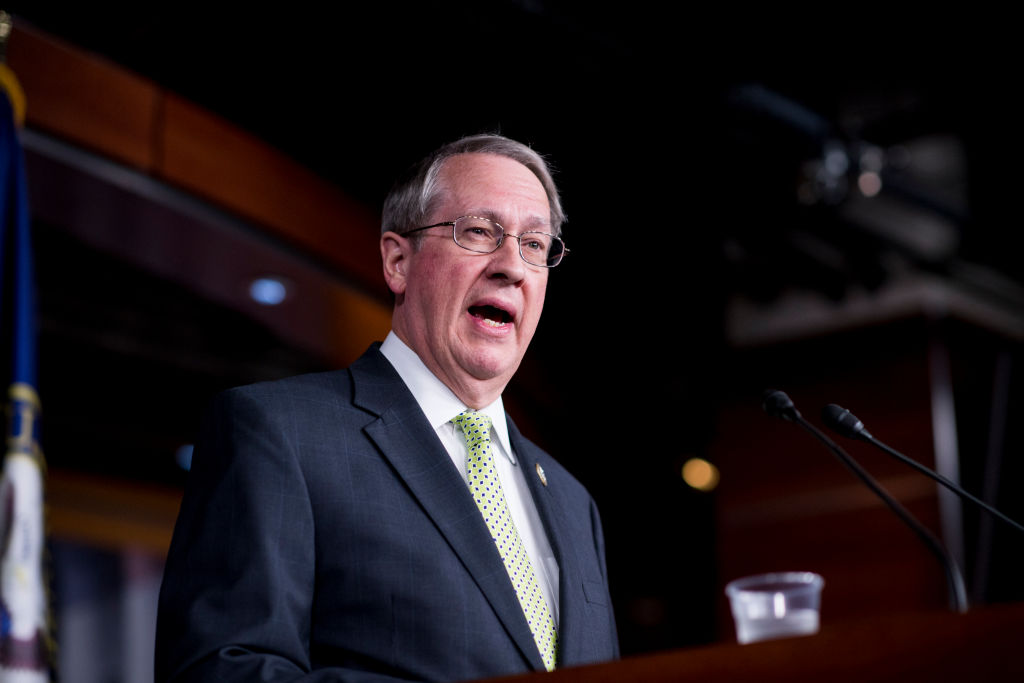 House Votes Down One Immigration Bill, Delays Vote on Another