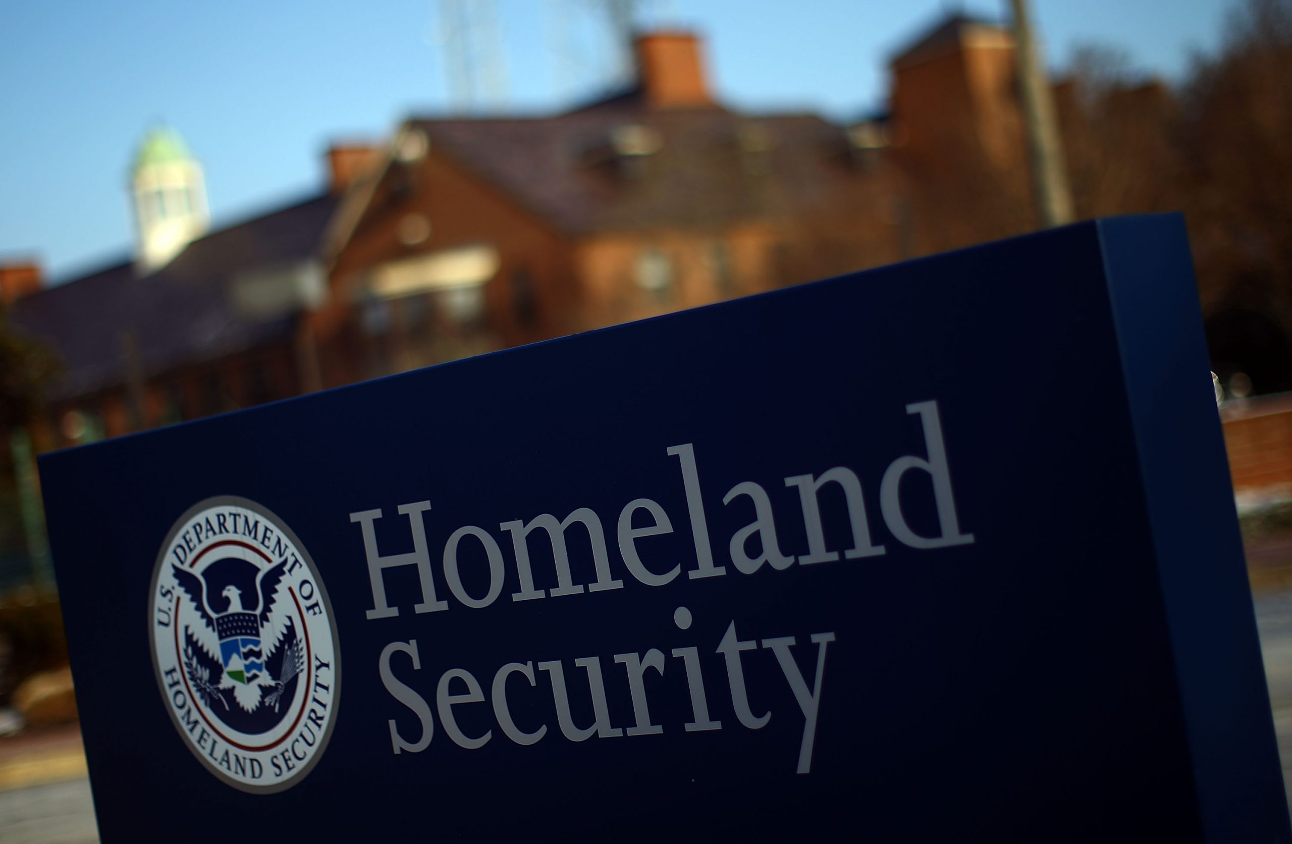 Coburn says only three of 100 illegal immigrants will ever face deportation